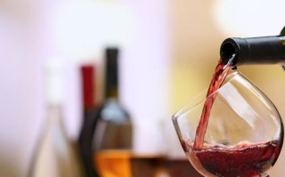 葡萄酒怎么区分真假酒